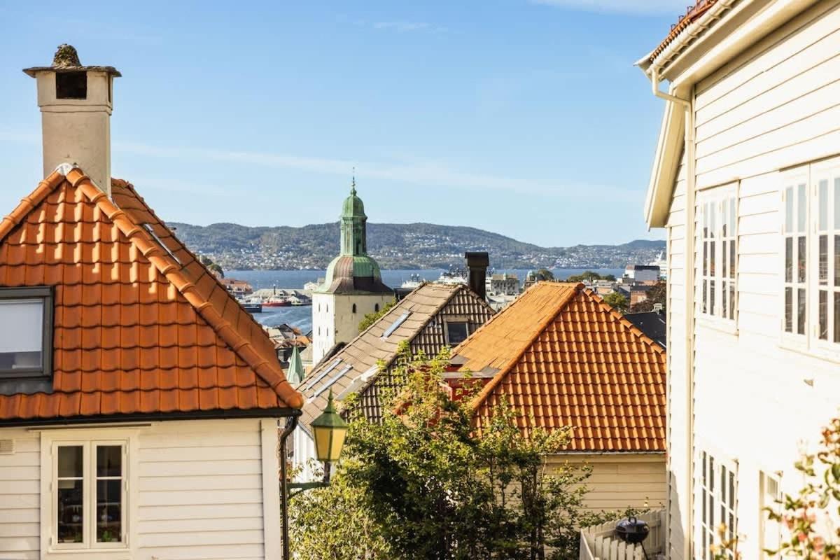 Dinbnb Homes I The 1880 Authentic Bergen Dream I 500M From Bryggen Esterno foto