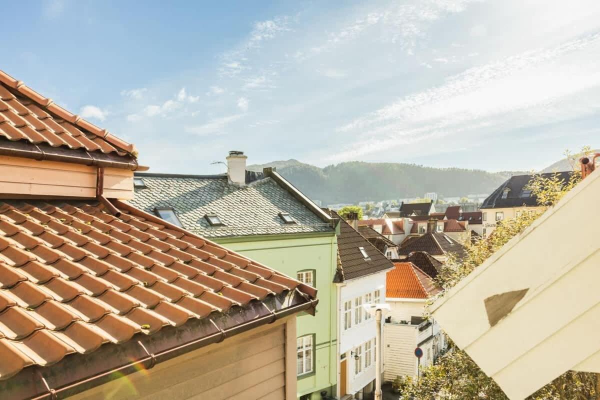 Dinbnb Homes I The 1880 Authentic Bergen Dream I 500M From Bryggen Esterno foto